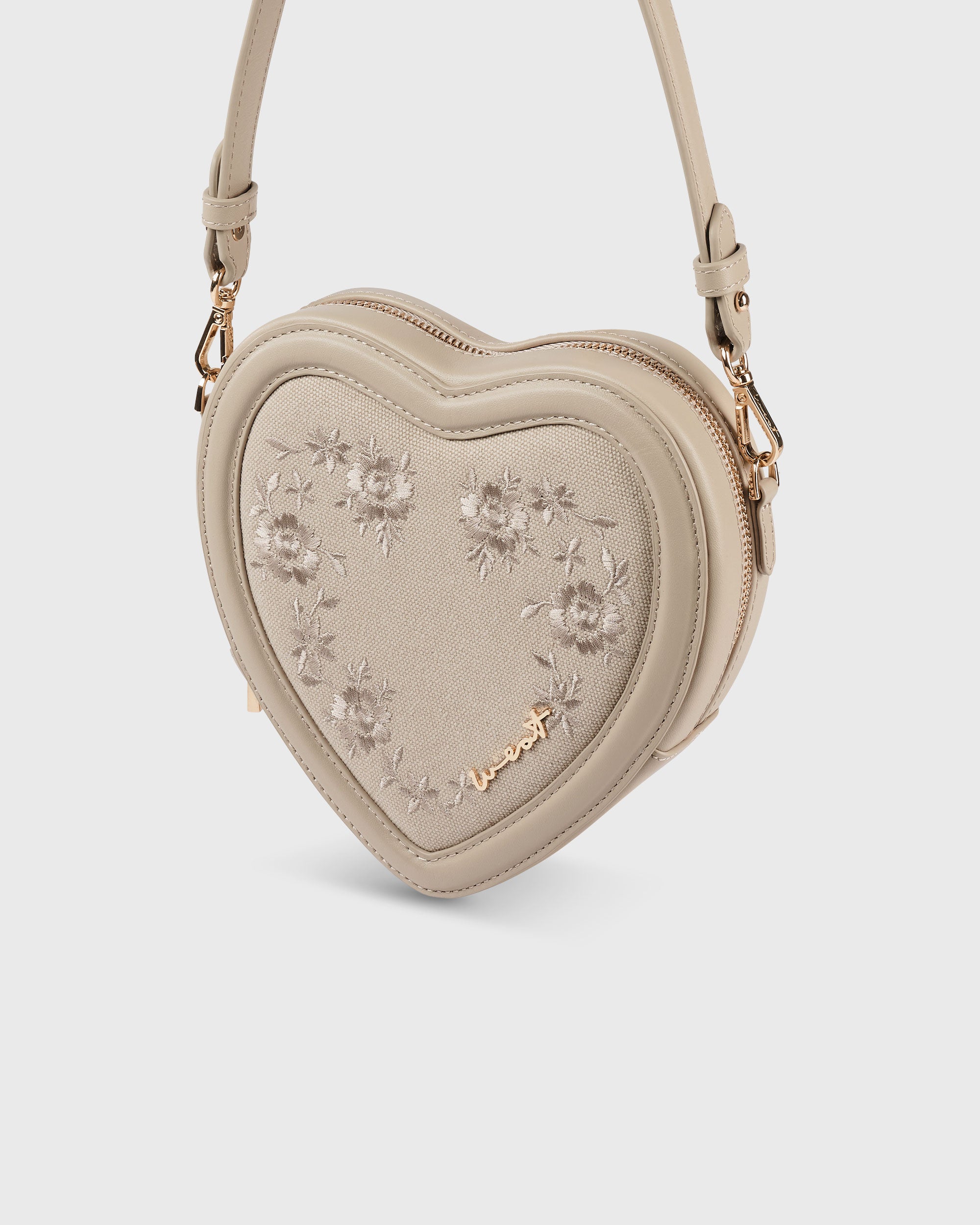 Big Heart Bag Embroidery Clay