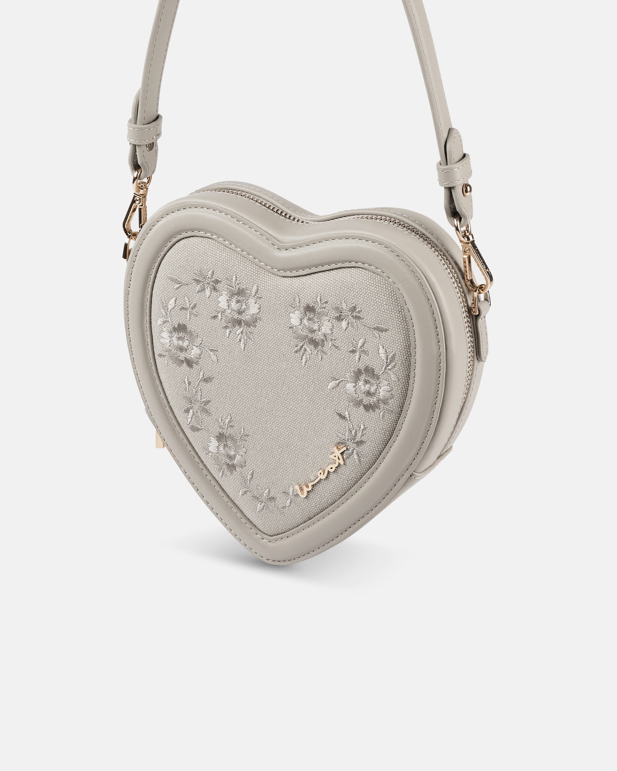 Big Heart Bag Embroidery Clay