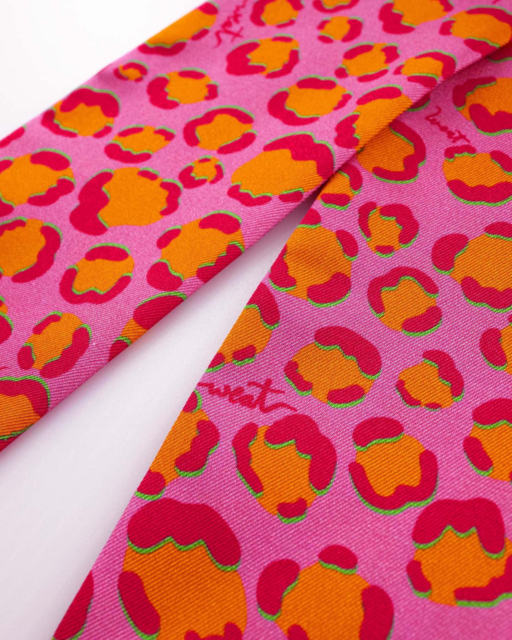Twilly Silk Leo Pink