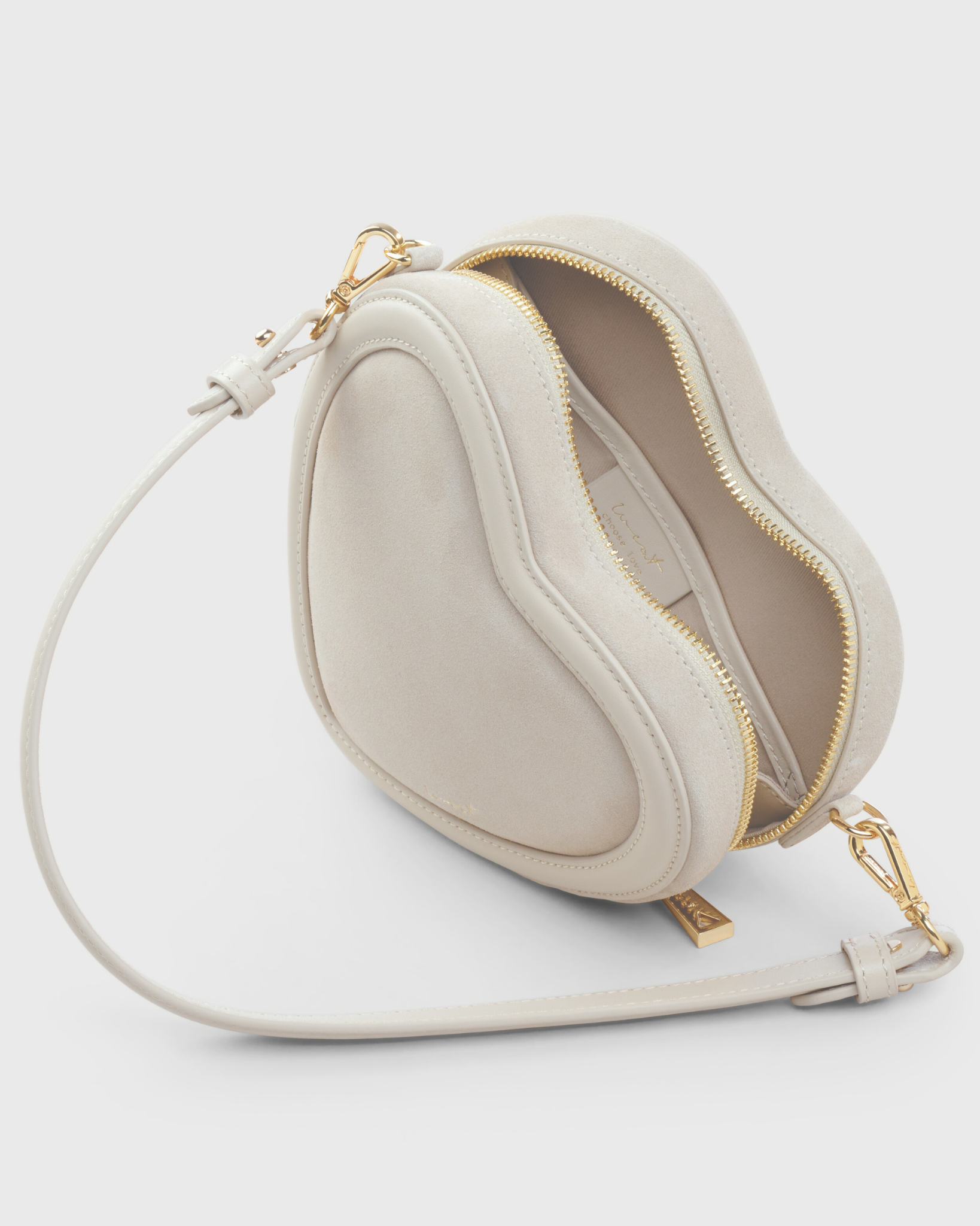 Big Heart Bag Suede Taupe