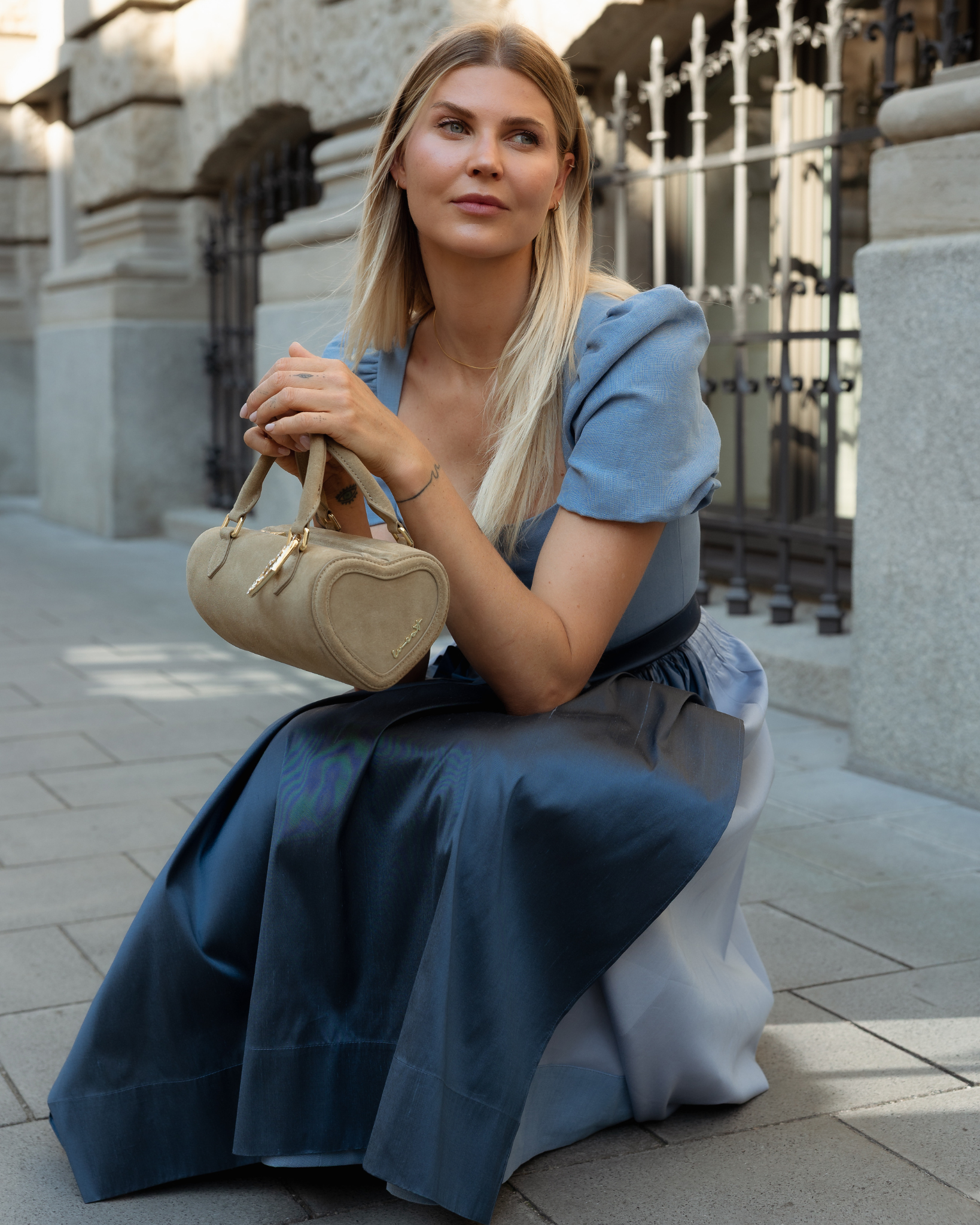 Barrel Heart Bag Camel
