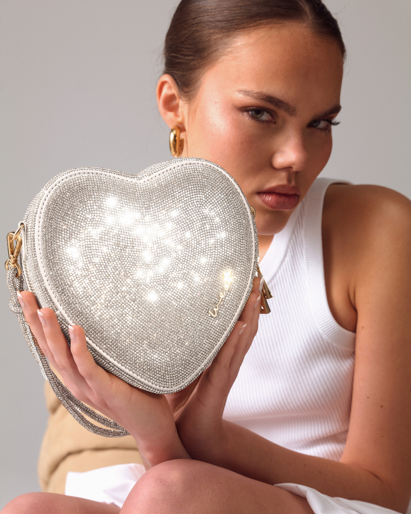 Big Heart Bag Crystal with Knot Strap