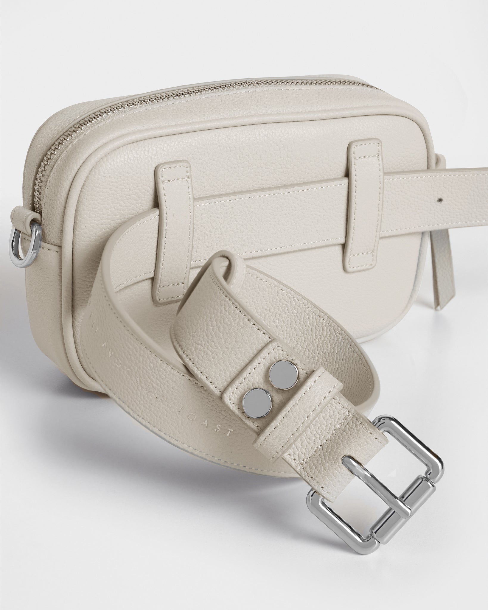 Belt Bag Tofu Silver