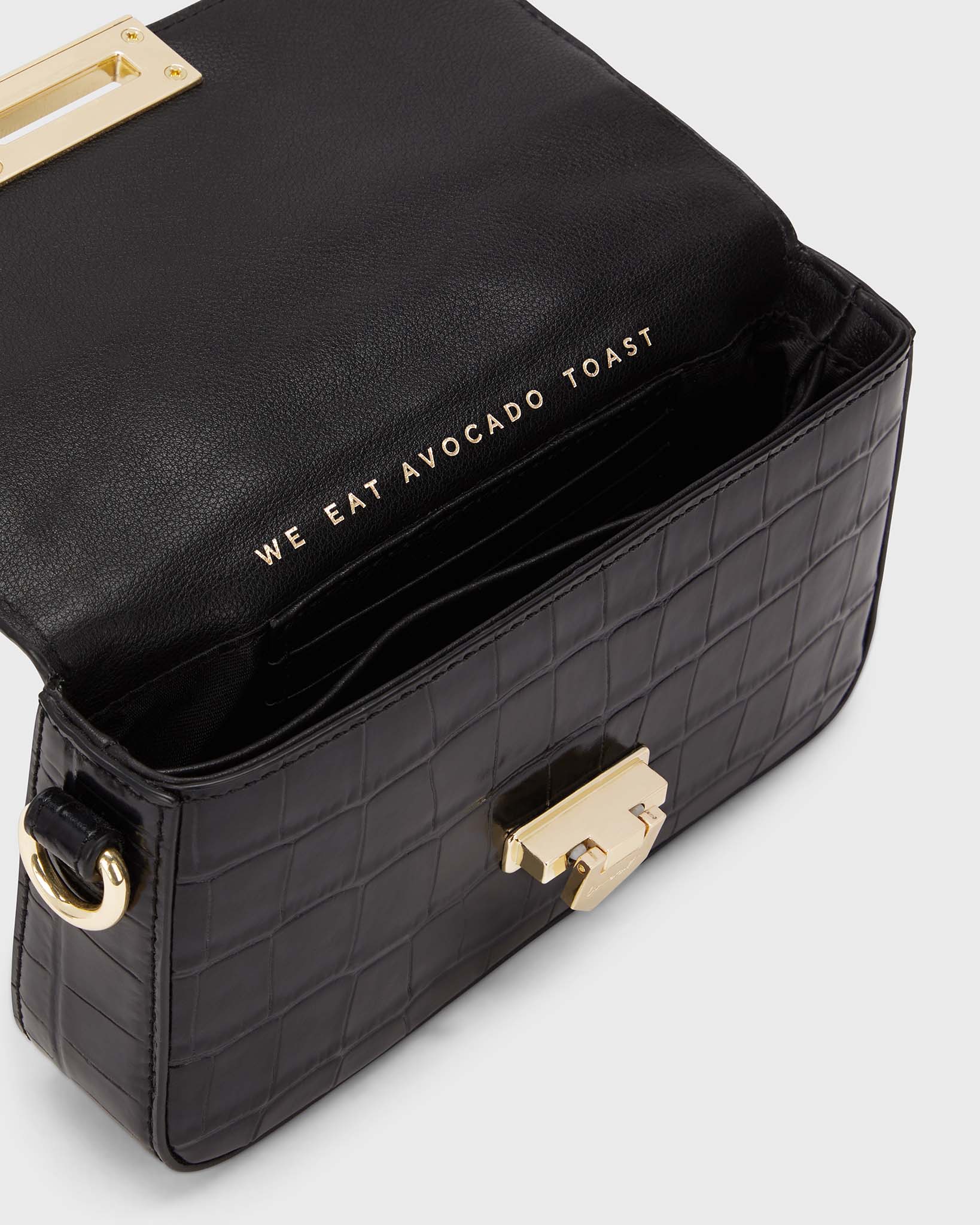 Toast Multi Croco Black