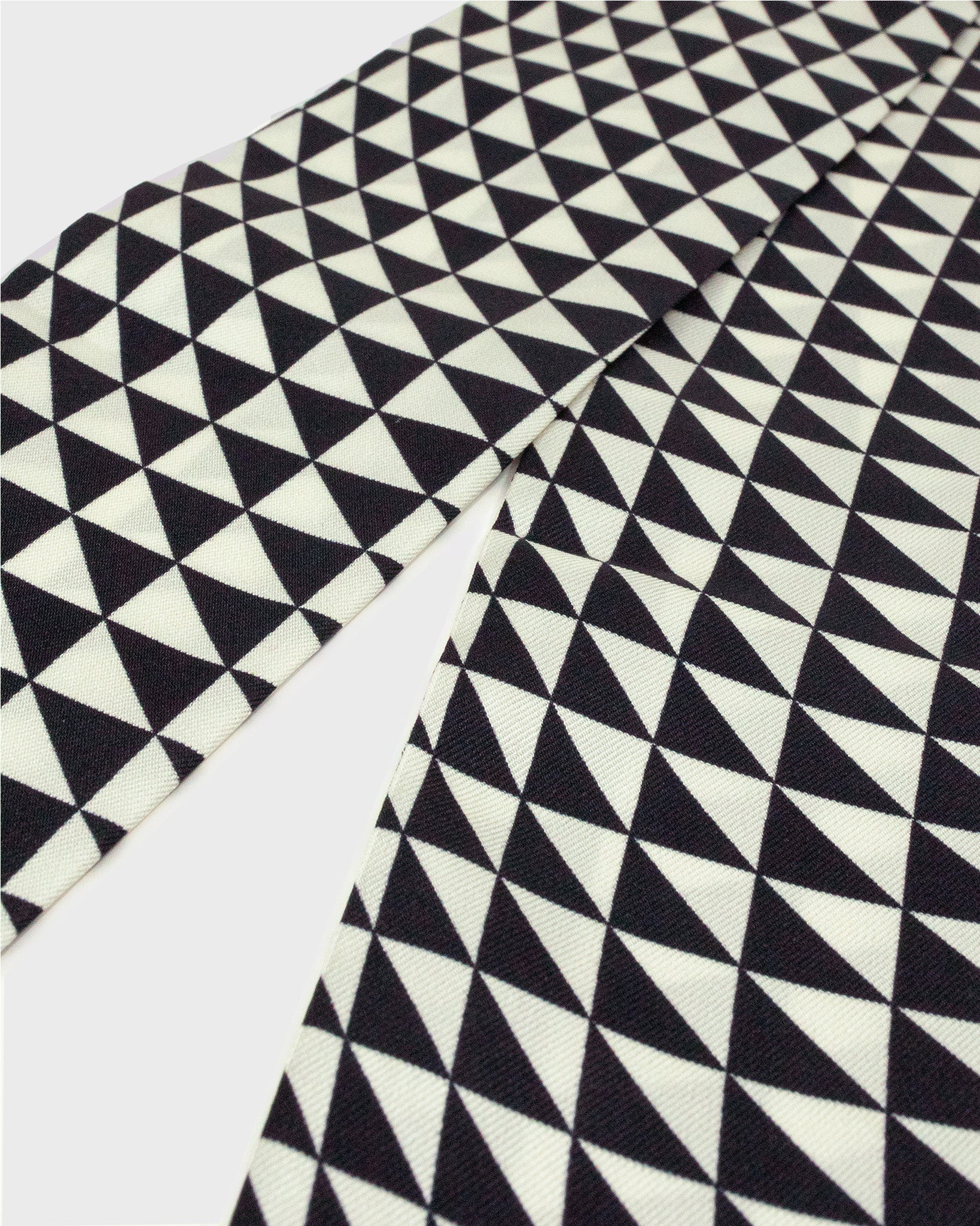 Twilly Silk Monochrome